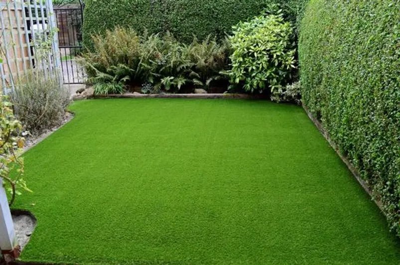 Why You Should Rethink ‘Fake Grass’ - Aloro Group